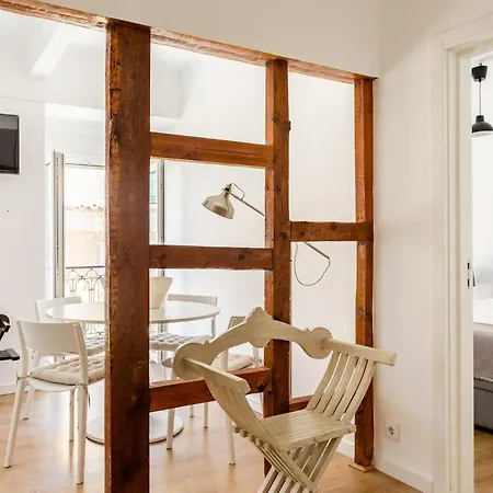Charming Bairro Alto - Historical Center *